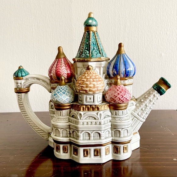 Fitz and Floyd 1994's St. Basil's Cathedral Teapot - Picture 2 of 7